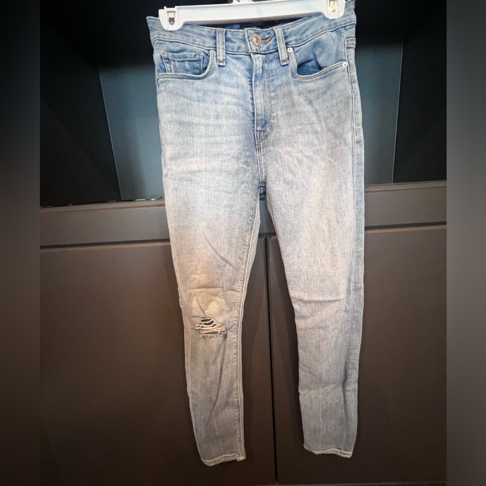 Hudson light blue size 26 jeans/regular length